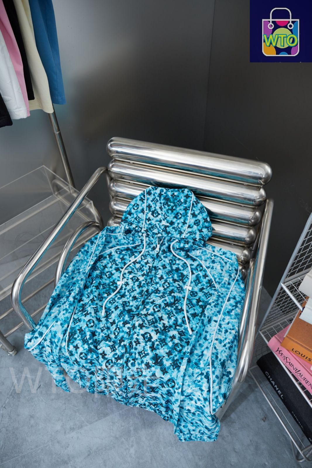 有用な Louis Vuitton 2025FW メンズ＆レディース フーディー モノグラムプリント グリーン S-XL -WTO輸入1 運命