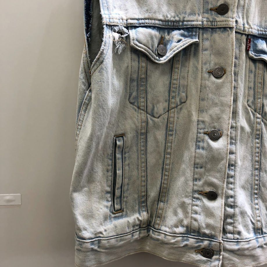 Levi's/リーバイス デニムベスト バック刺繍 CHINA製 メンズ M ライト