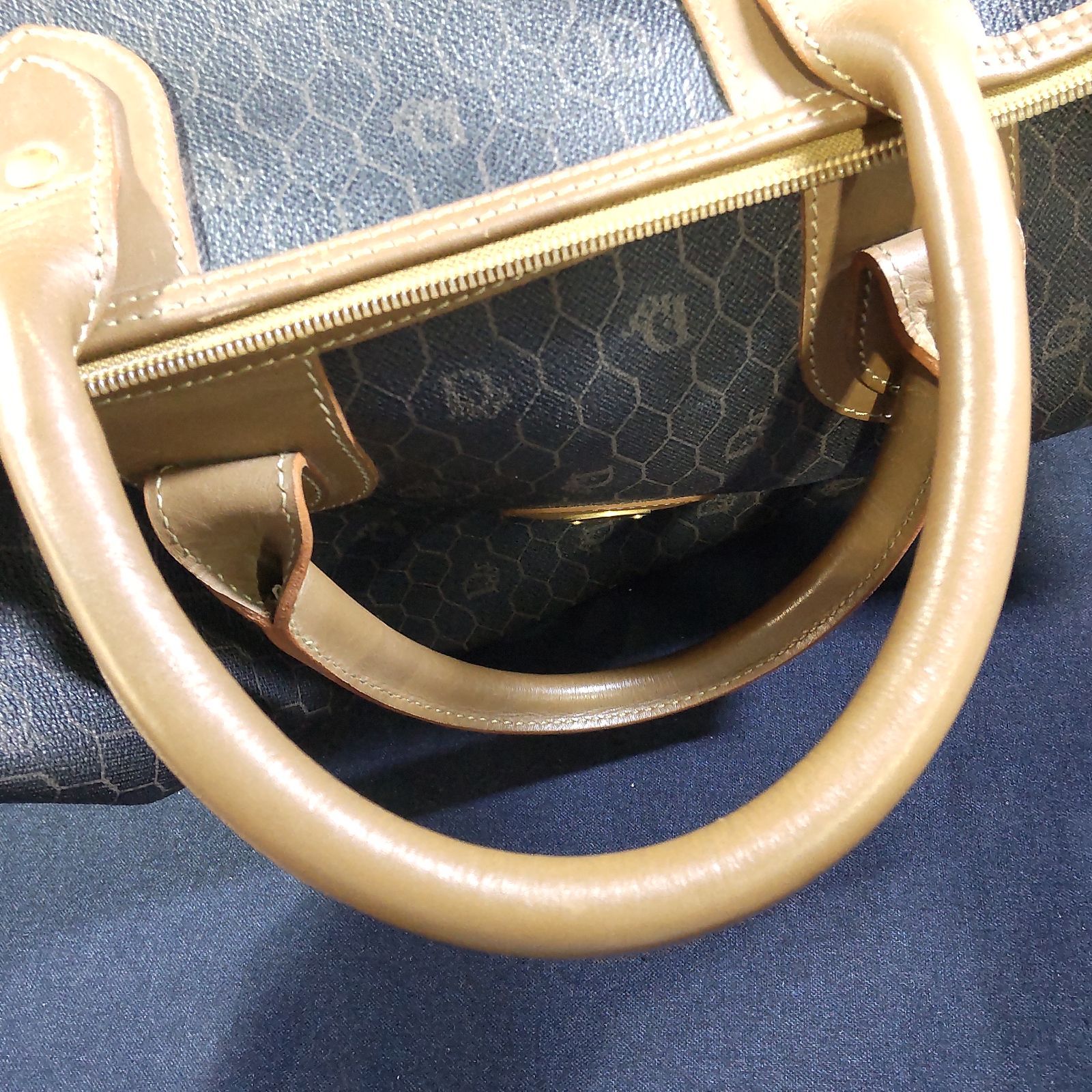 ハニカム柄 ボストンバック