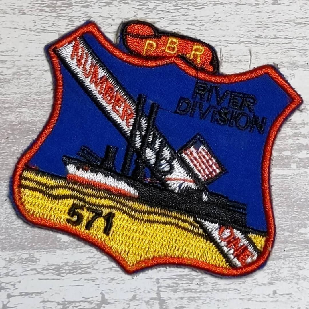 M19 船 海軍 NAVY USS ベトナム 戦争 ワッペン 国旗 米軍 PBR RIVER