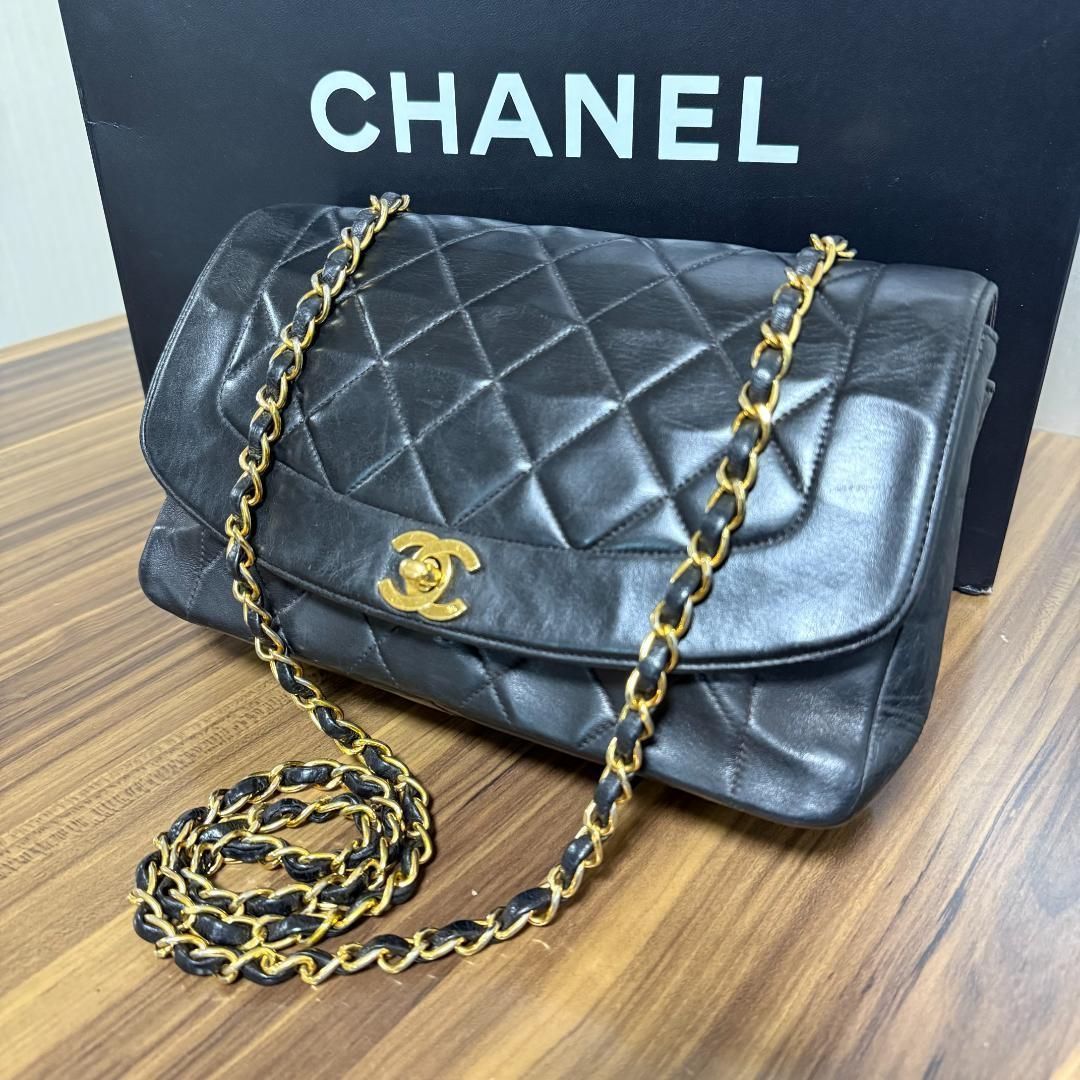 ⭐️正規品 シールあり⭐️CHANEL シャネル バッグ ダイアナ25 