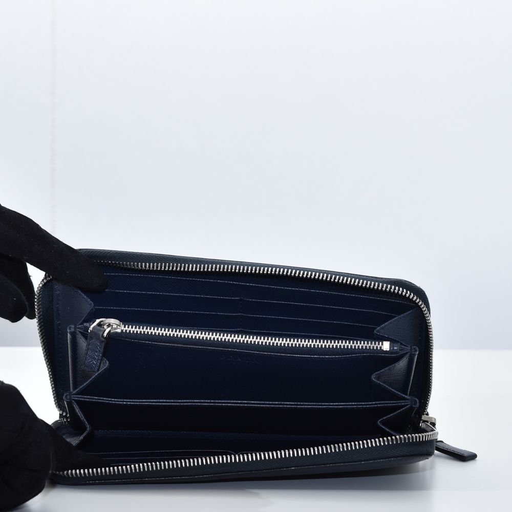 中古USED PRADA 財布 サフィアーノ ネイビー 2250002303557 中古USED PRADA 財布 サフィアーノ ネイビー 2250002303557