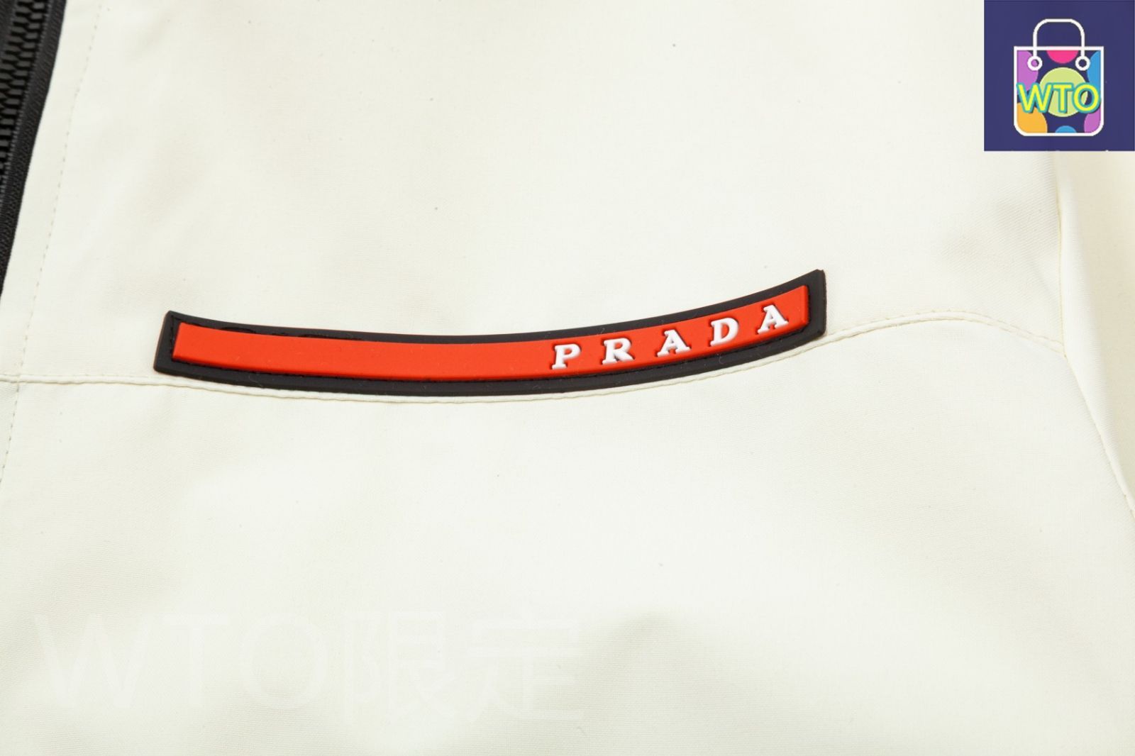 ★送料関税込★PRADA トライアングルロゴ コットン フーディ プラダ トライアングルロゴ 22SS コットン パーカー L ホワイト