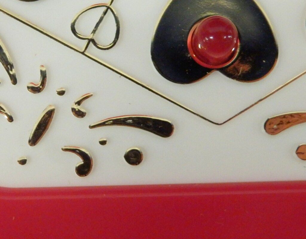 ユタカ ミンキーモモ(海モモ) 占い宝石箱 - メルカリ