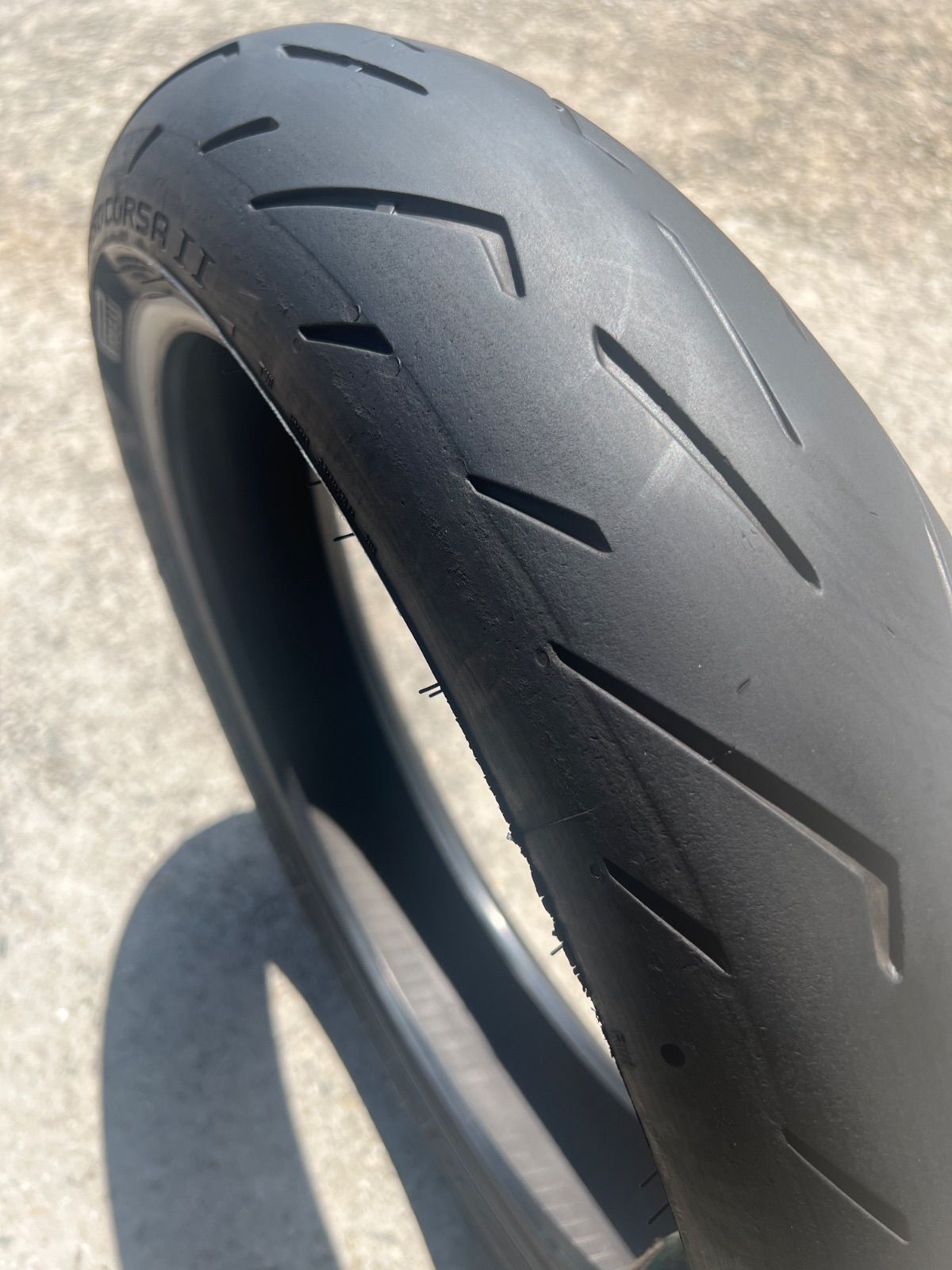 ピレリ　ロッソコルサⅡ 120/70/17 190/55/17 Amazon.com: Pirelli Diablo Rosso II 120/70 ZR 17 M/C (58W
