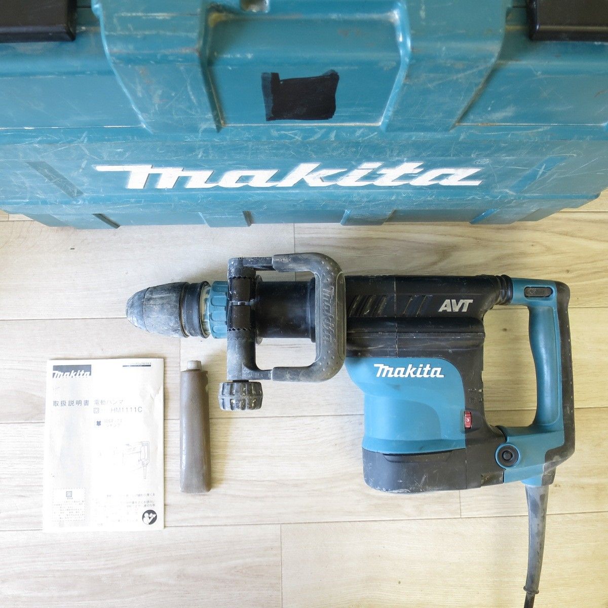 送料無料] ◇マキタ 電動 ハンマー HM1111C 電動 工具 コード式 makita 