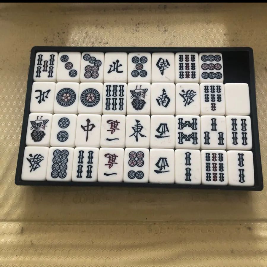 麻雀牌 マージャン牌 - メルカリ
