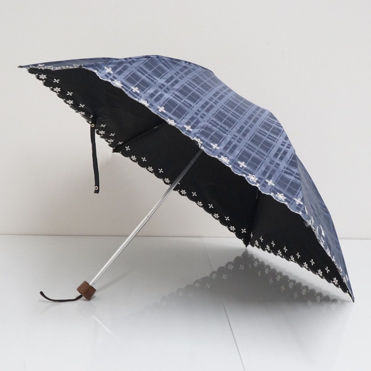 折りたたみ日傘 Aquascutum アクアスキュータム USED品 晴雨兼用