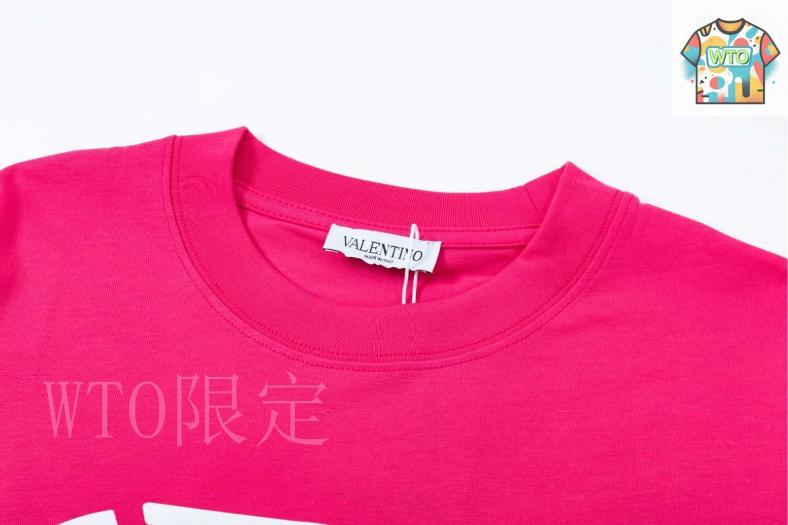 VALENTINO ホワイト ピンク ロゴTシャツ Valentino Garavani