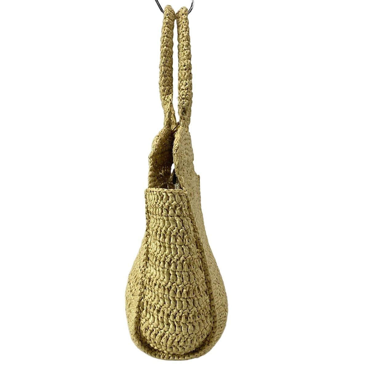 ベージュ×ダークブラウン