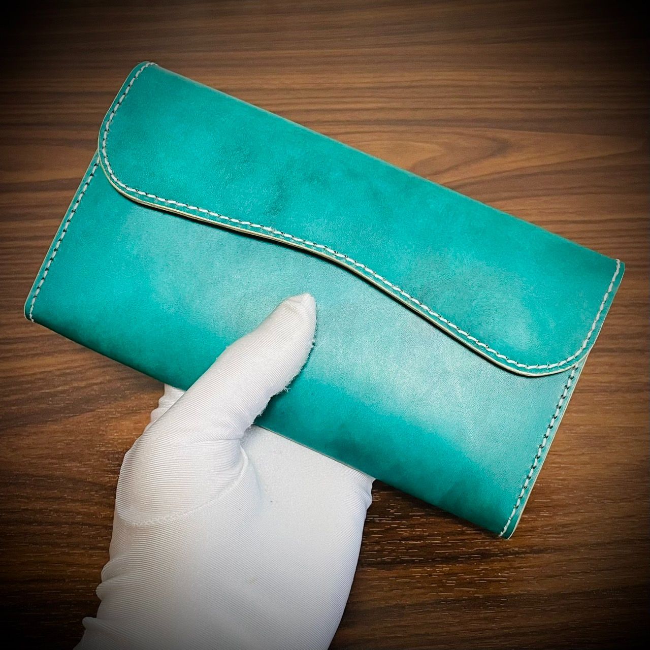 経年変化を楽しむ フラップ式 長財布 総手縫い 財布 フルレザー 大容量