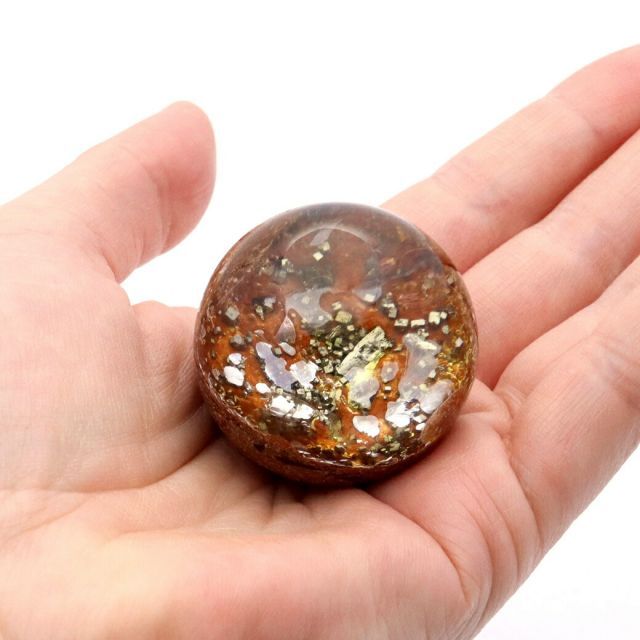 パイライト イン ガーデンクォーツ 丸玉 36mm 台座付き 庭園水晶