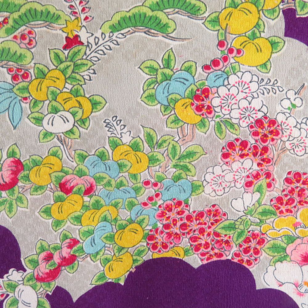 羽織 アンティーク 昔羽織 正絹 紫ｘ緑ｘ黄色 雲取りに花々模様 地模様入り レトロモダン 大正ロマン ちりよけ 上着 身丈85cm 【キモノオフ野々市若松店】 羽織 アンティーク 昔羽織 正絹 紫x緑x黄色 雲取りに花々模様 地模様