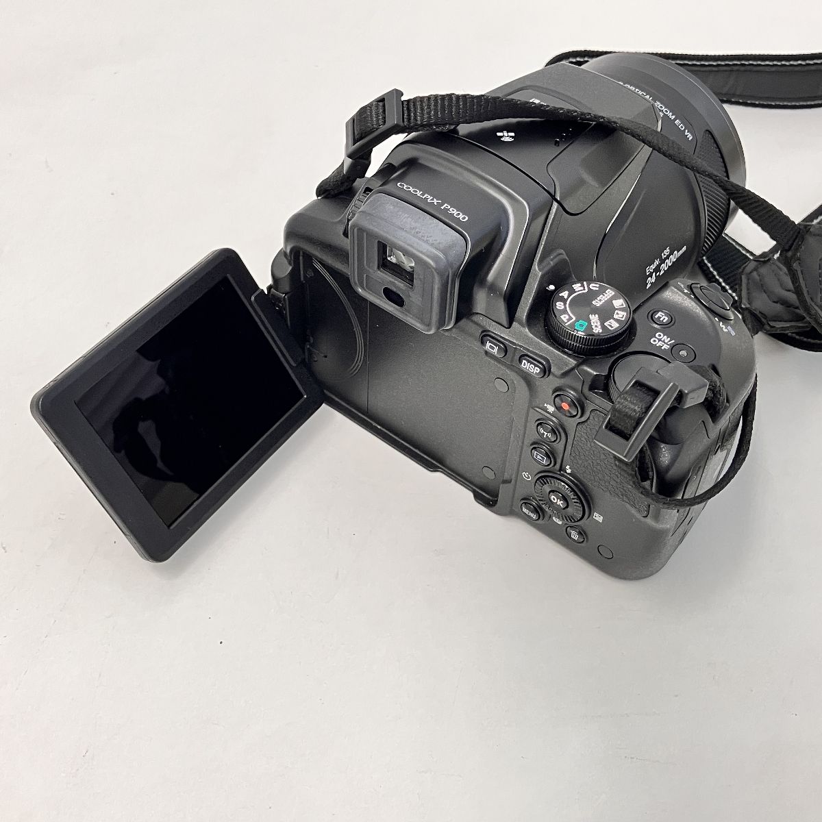 Nikon COOLPIX P900 クールピクス コンパクト デジタル カメラ