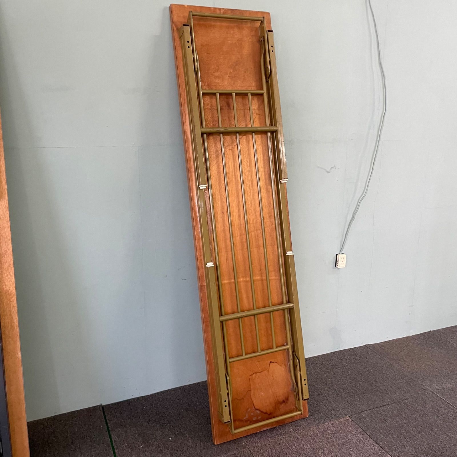 折りたたみテーブル