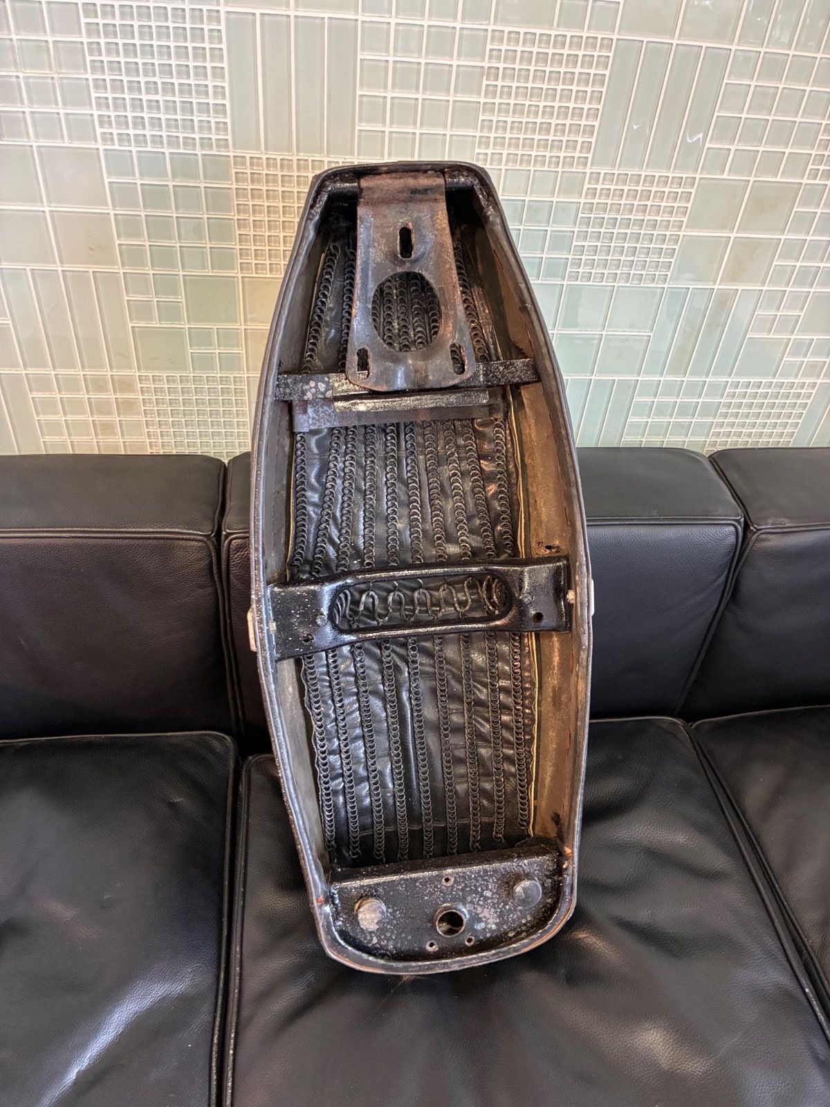 ベスパPXBME用のノーマルロングシートです BRIGHTFACE_UK