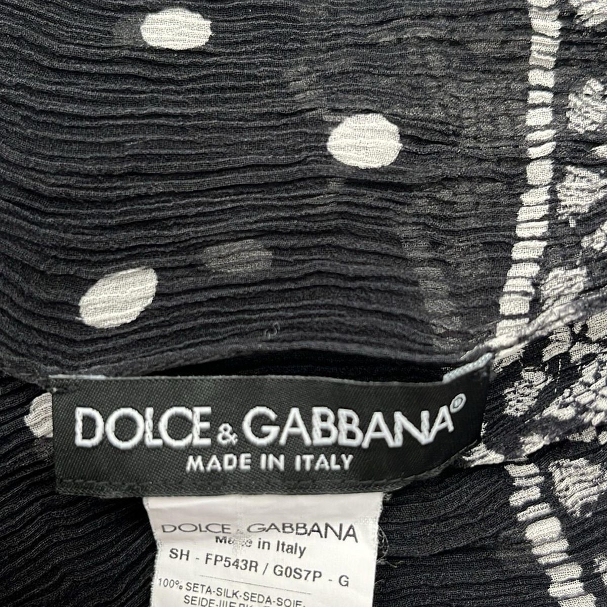 美品■ドルチェ&ガッバーナ　シルク100　ドット×花柄　大判ストール　D&G DOLCE&GABBANA(ドルチェアンドガッバーナ) ストール(ショール)美