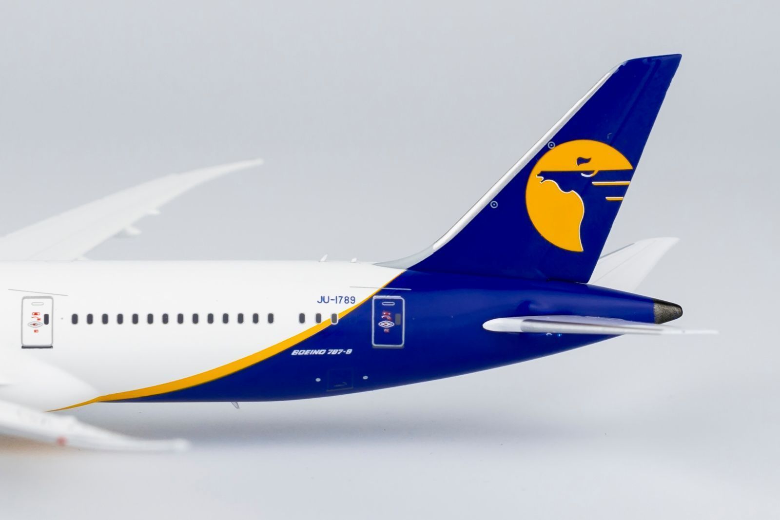 787-9 JU-1789
