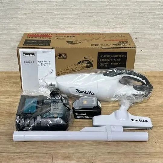 未使用品 makita マキタ 充電式クリーナー CL181FDRFW ホワイト18V 3.0