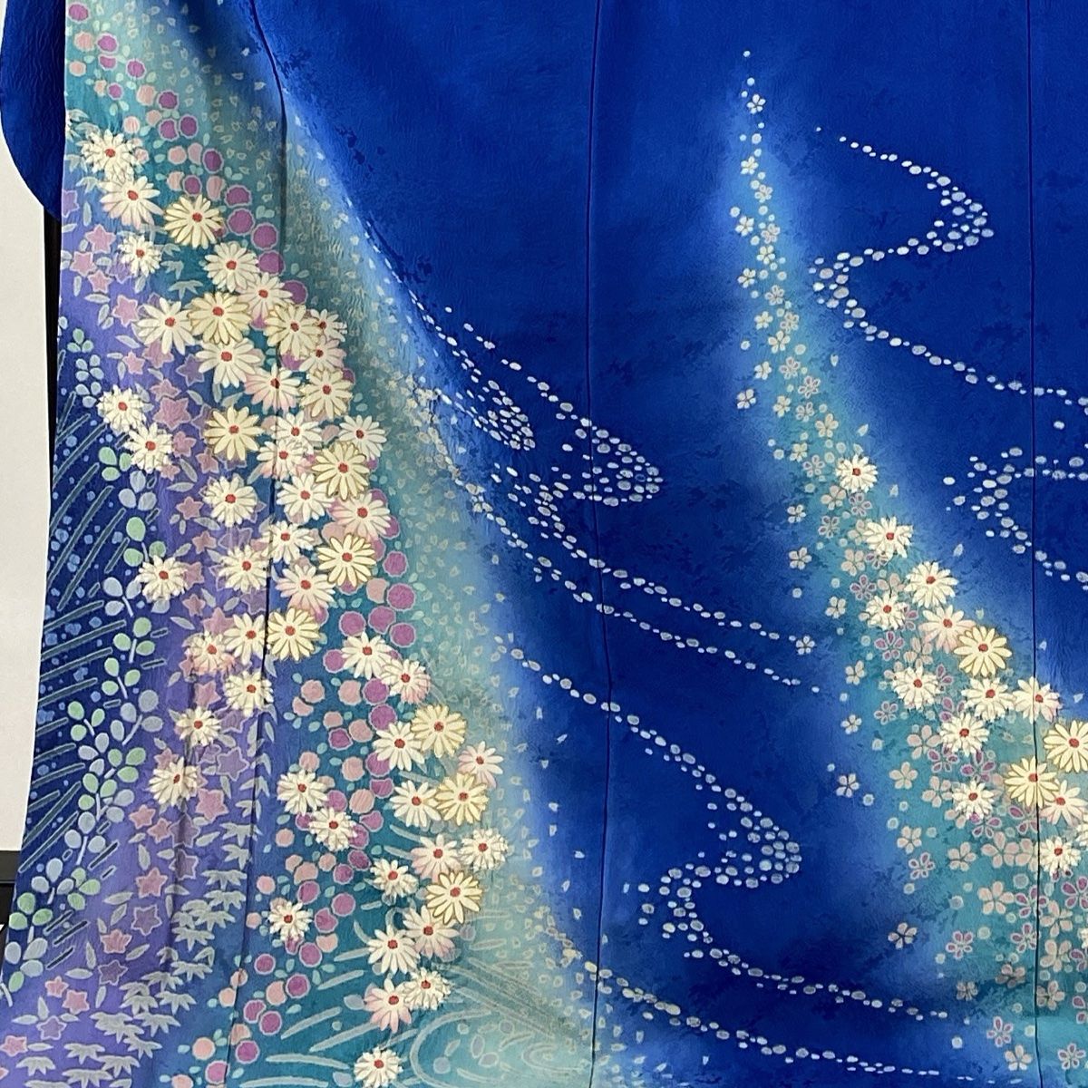 振袖 身丈174cm 裄丈70cm L 袷 菊 萩 金彩 ぼかし 青 正絹 名品 【中古  