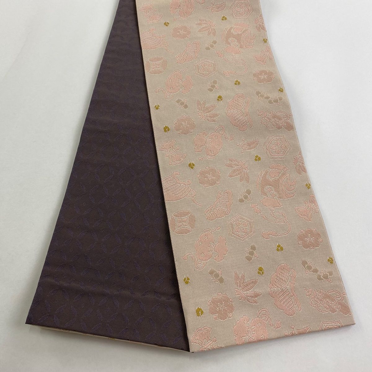 半幅帯 優品 宝尽くし ピンクベージュ 化繊
