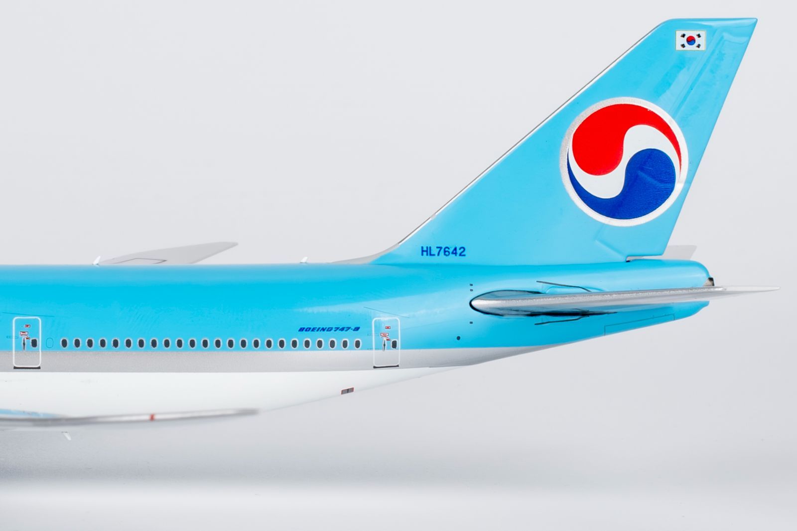 M10-G01 希少 全日空商事 ANA 1/500 B747SR-100 FAREWELL TO KAITAK SPECIAL LIMITED EDITION JA8136 NH50001 ダイキャスト 飛行機模型 M10-G01 希少 全日空商事 ANA 1/500 B747SR-100 FAREWELL TO