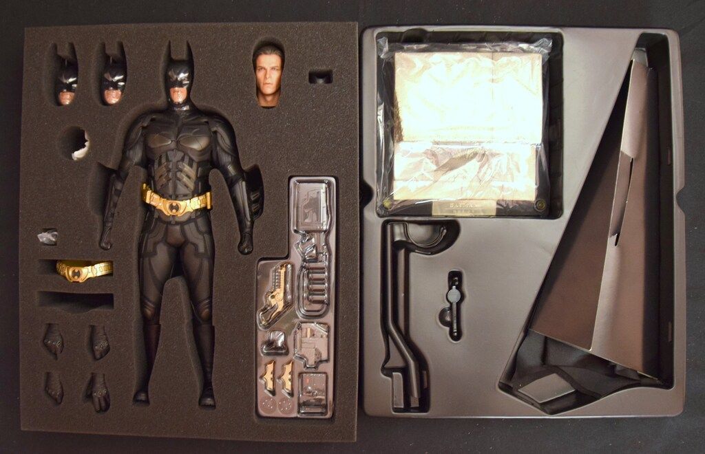 BATMAN |