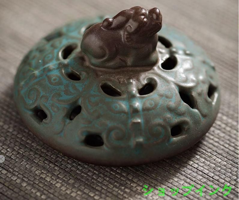 瑞獣三足両耳香炉 磁器香炉 香具 仏具 工芸品 装飾品 美術品 置物 瑞獣三足両耳香炉 磁器香炉 香具 仏具 工芸品 装飾品 美術品