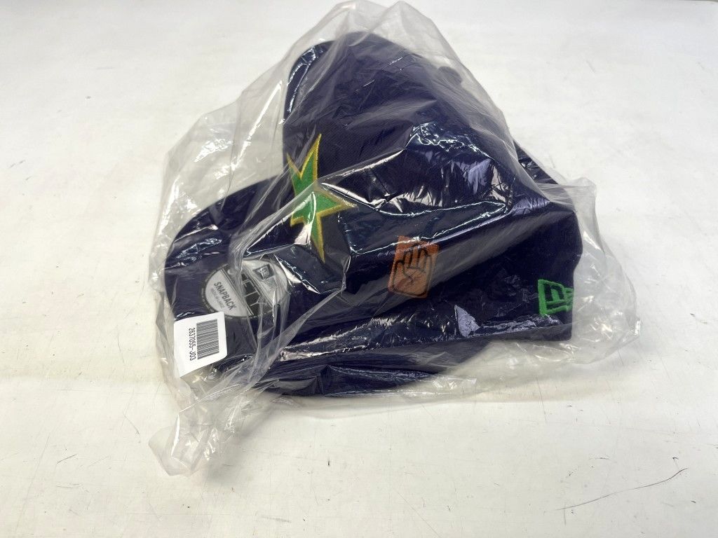 01w-3957 〇 ニューエラ 9FIFTY ジョジョの奇妙な冒険 ストーンオーシャン 空条承太郎 パープル NEWERA