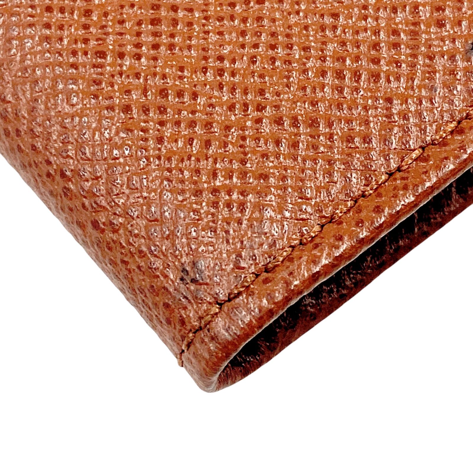 VUITTON