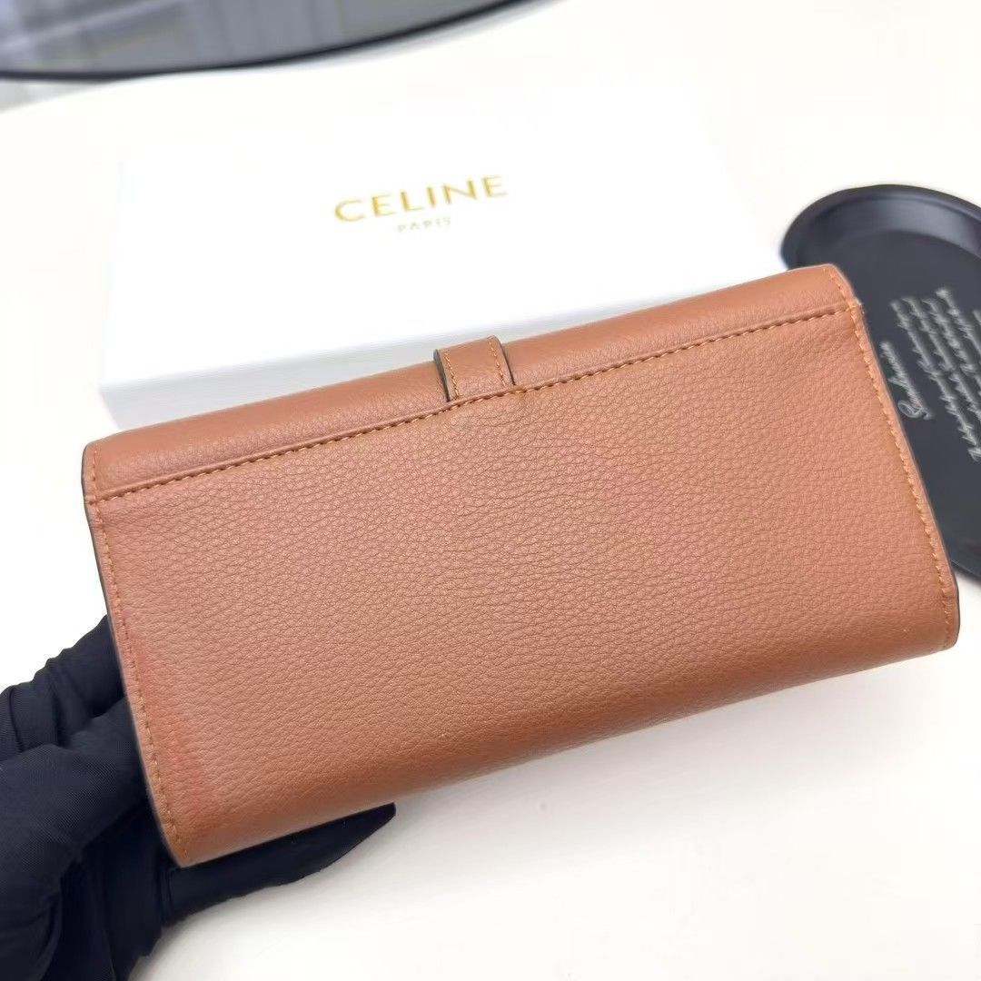 新品未使用 CELINE 財布[本日特価|新品未使用品]-MM輸入 - メルカリ