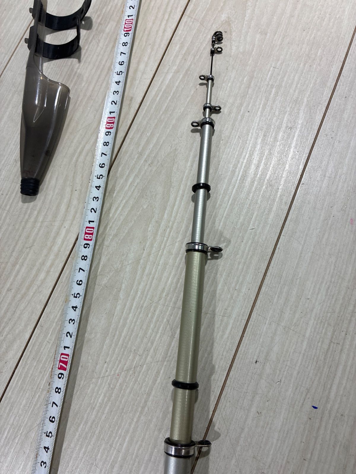 ダイワHS磯潮T1.5号5.3m&ダイワ磯風1.5号5.3mまとめて2本 ダイワ HS磯潮 F1 5-53 フカセ チヌ メジナ に DAIWA｜Yahoo
