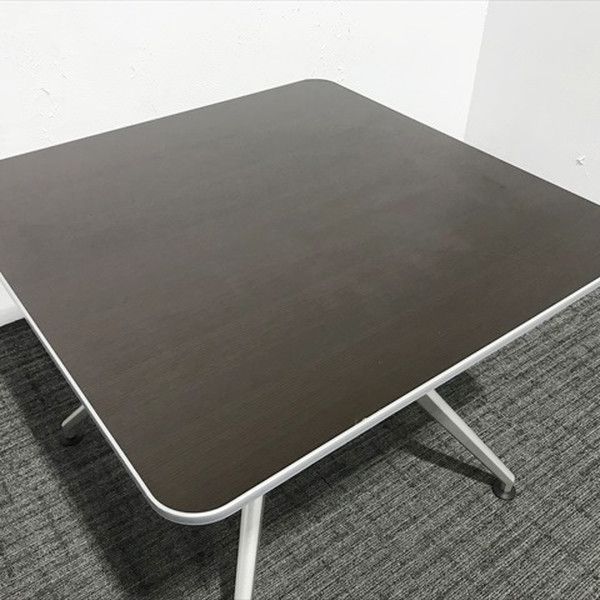 完成品 角テーブル