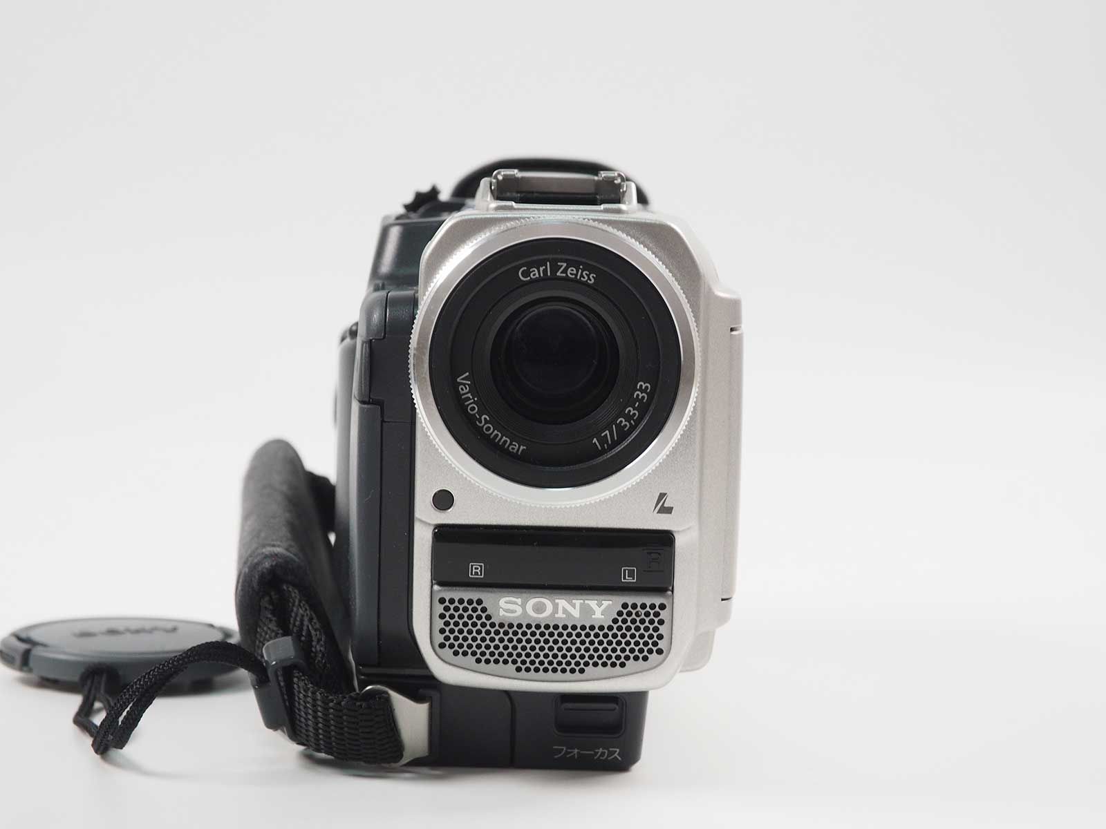 ソニー SONY DCR-TRV8 Digital8 ハンディカム Handycam 8ミリ デジタルビデオカメラレコーダーminiDV [美品] #Z2399A