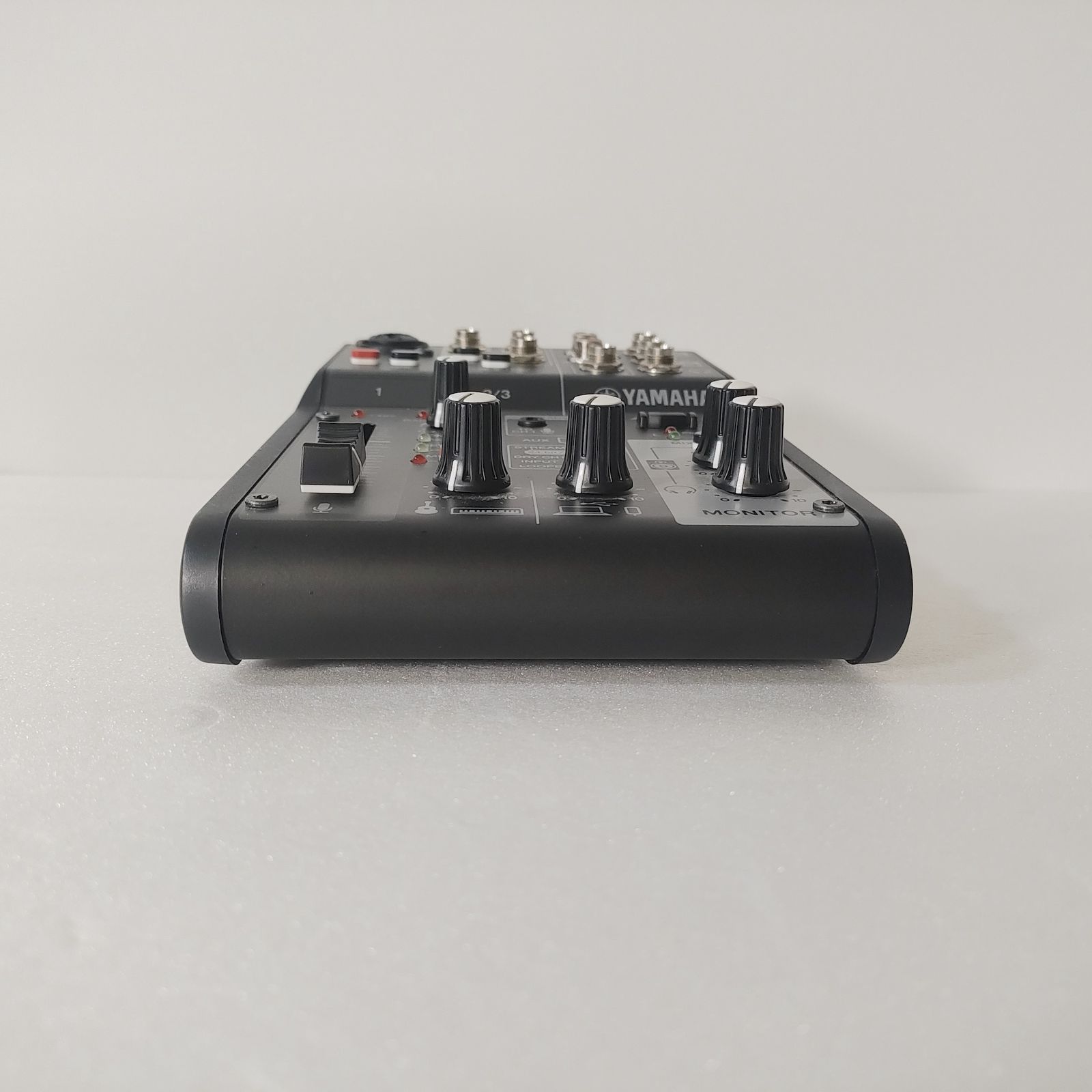 YAMAHA AG03 MK2 オーディオインターフェイス - メルカリ