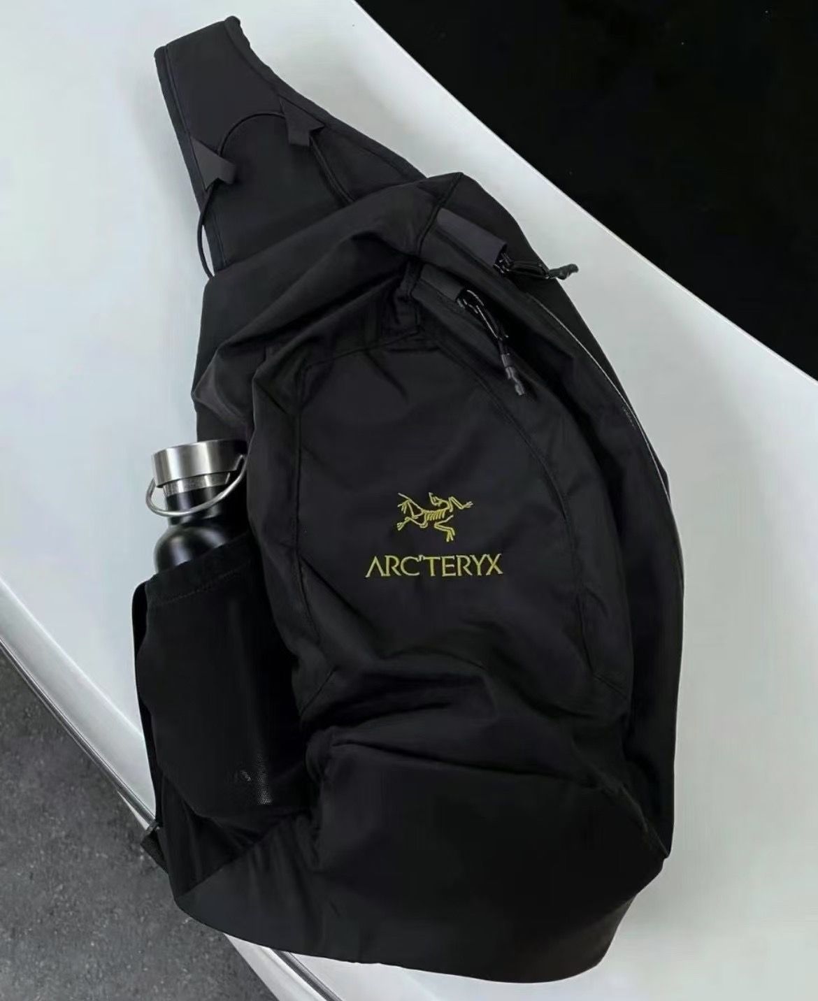ARC TERYX アークテリクス Quiver クイバー ショルダー バッグ