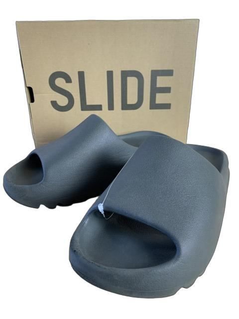 adidas YZY SLIDE サンダル 11 adidas YZY SLIDE 