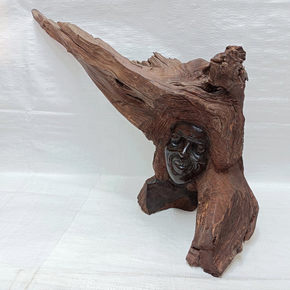希少　ケニア黒檀無垢　手彫り民族顔　天然木オブジェ　流木　アクアリウム 希少 ケニア黒檀無垢 手彫り民族顔 天然木オブジェ 流木 アクアリウム