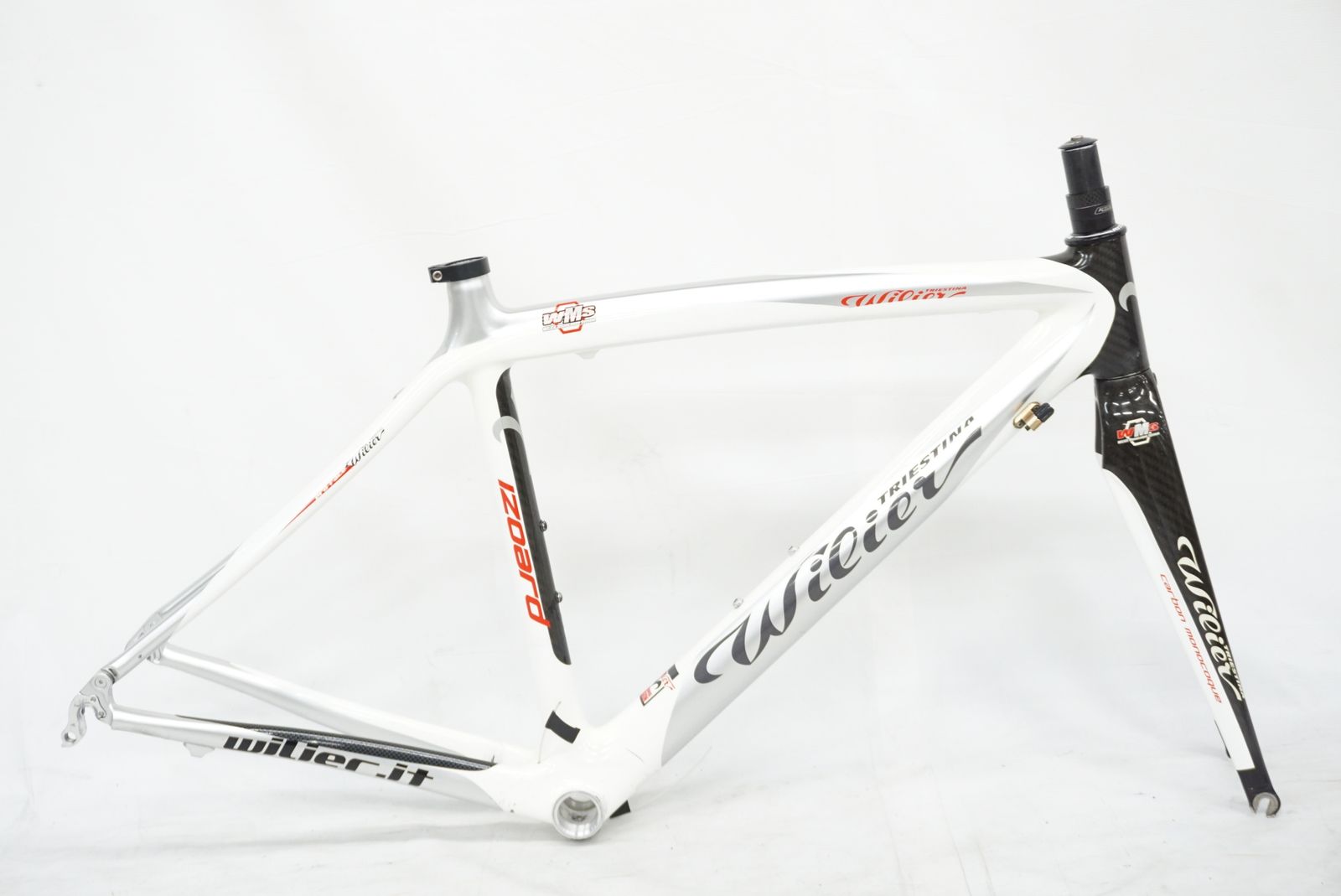 Willier ウィリエール Izoard  フレームセット F484C WILIER 「ウィリエール」 IZOARD XP 2015年モデル フレーム