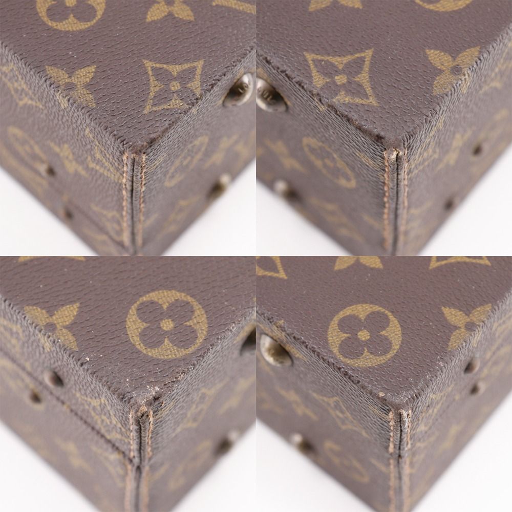 モノグラムキャンバス