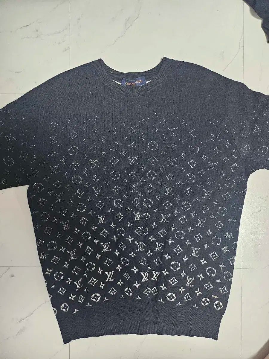 Louis Vuitton ルイヴィトン グラデーションニット 黒 L