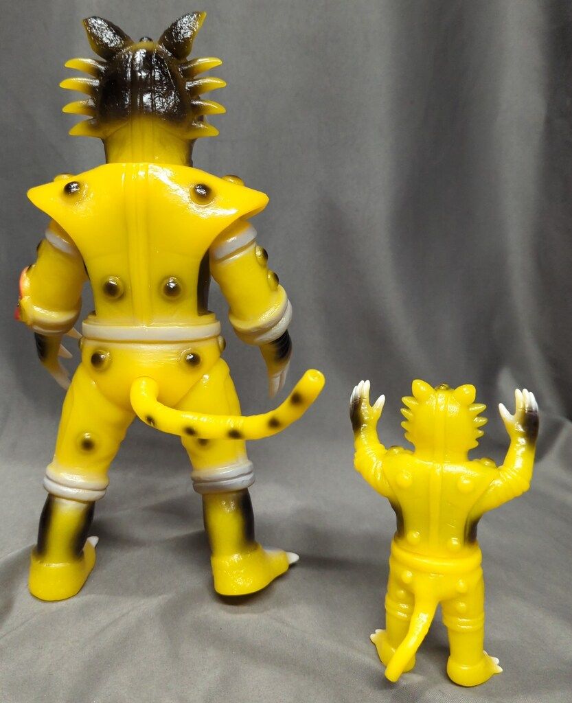 メディコム・トイ 東映レトロソフビコレクション 人造人間