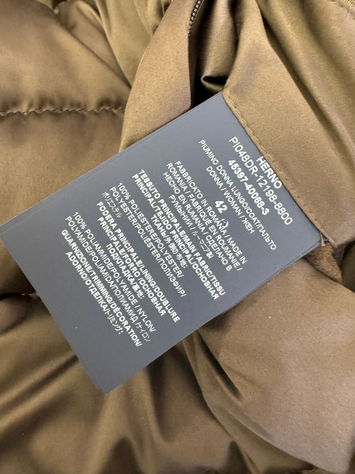 専用ページ】2020年 HERNO ヘルノ ロングダウンコート フード 専用ページ】2020年 HERNO ヘルノ ロングダウンコート フード