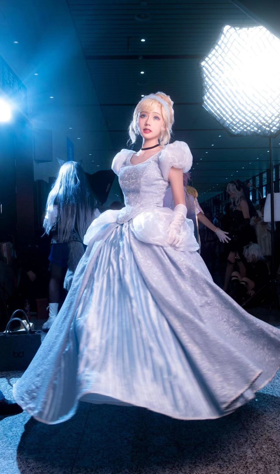 シンデレラ 仮装 大人 コスプレ ウィッグ Ｄハロディズニーハロウィン 豪華版 シーハニ * シンデレラ アニメ版 豪華 ドレス