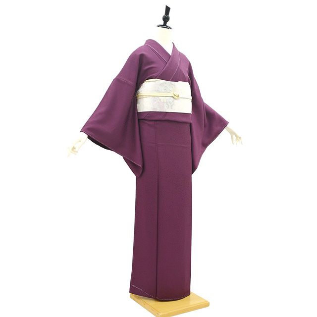 新古品】 色無地 着物 未使用 正絹 袷 寿光織 紫 地紋 箔散らし