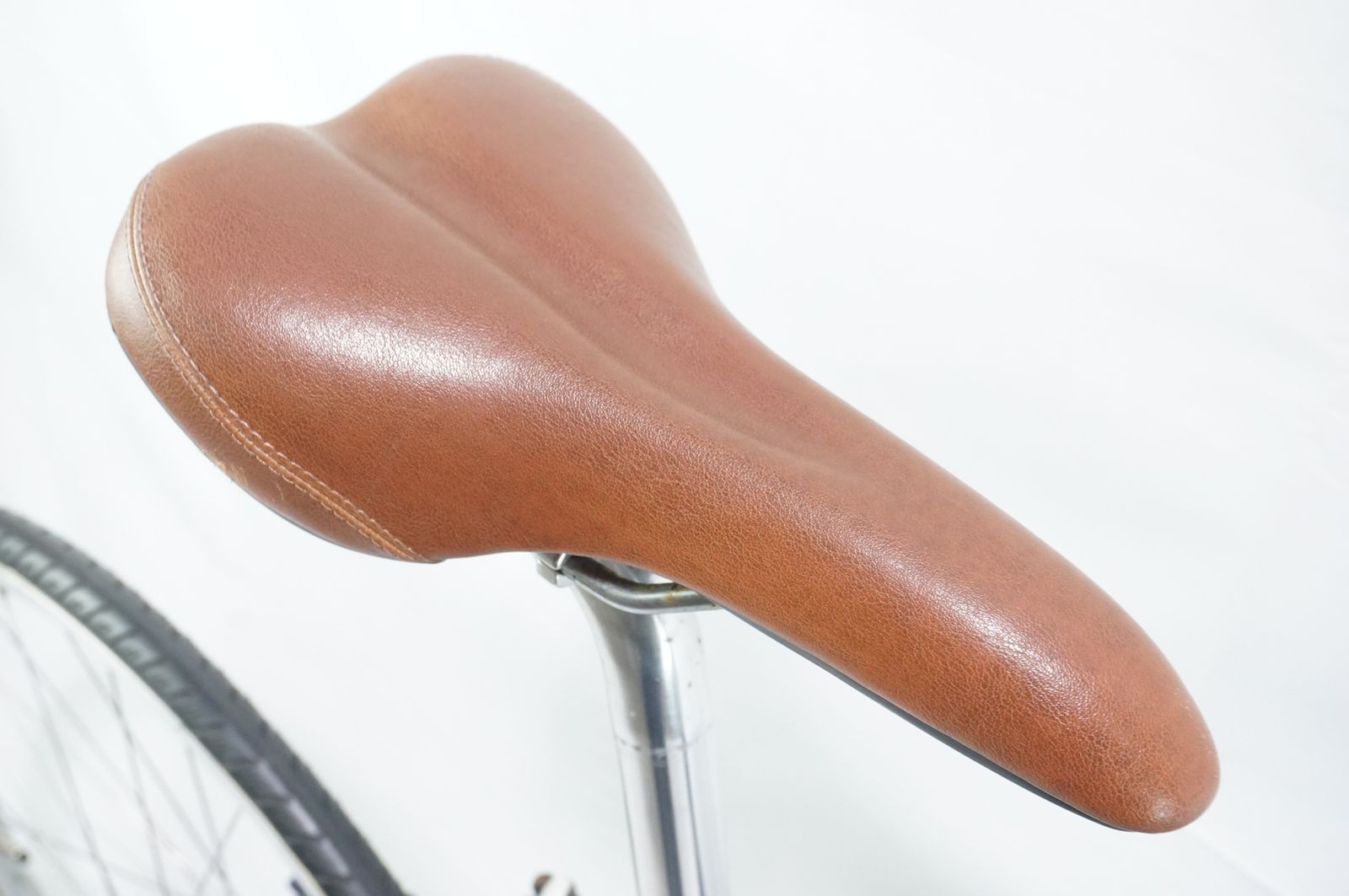 クロスバイク バイチャリ中目黒店