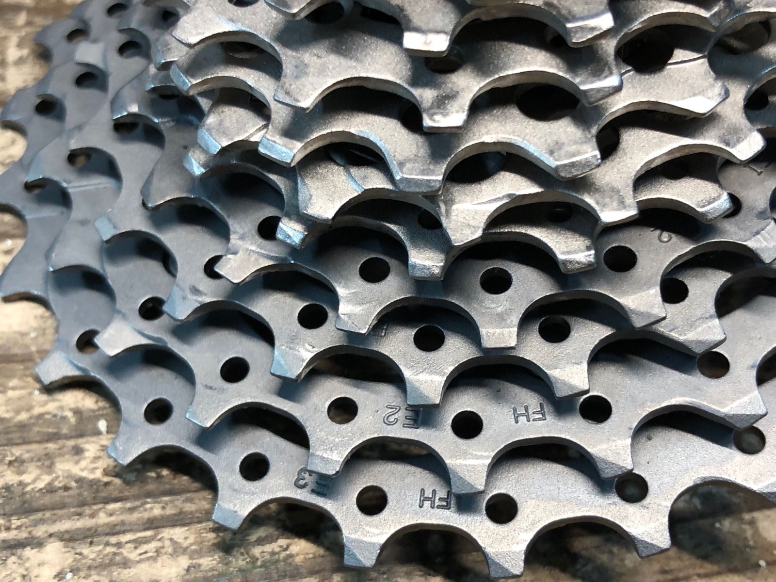 シマノ カセットスプロケット DURA-ACE 10s 11-28カセット、10速