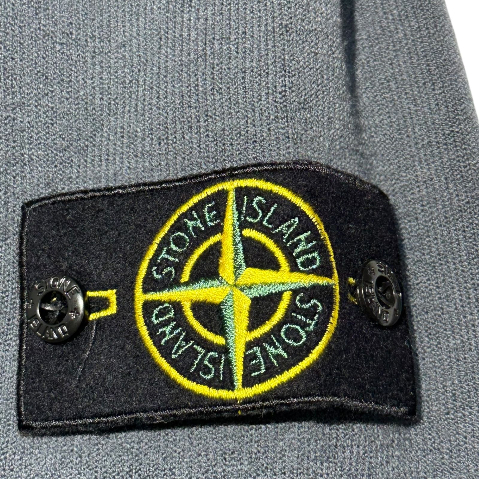 STONE ISLAND(ストーンアイランド) 23AW Compass-Patch High-Neck