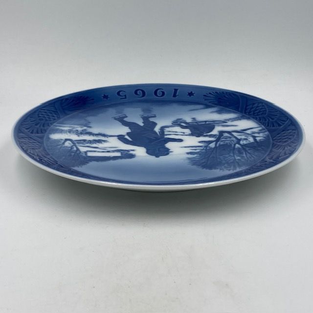 ロイヤルコペンハーゲン イヤープレート 1965年 「Little Skaters