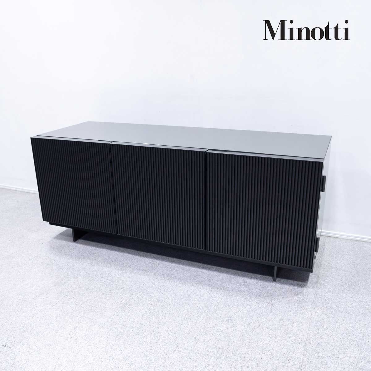 【展示品】Minotti ミノッティ AYLON アイロン サイドボード キャビネット ロドルフォ・ドルドーニ 定価327万【配送要確認】